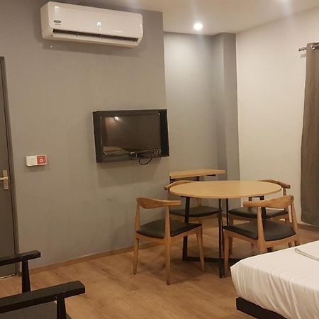 Treetop Inn Chennai Exterior foto